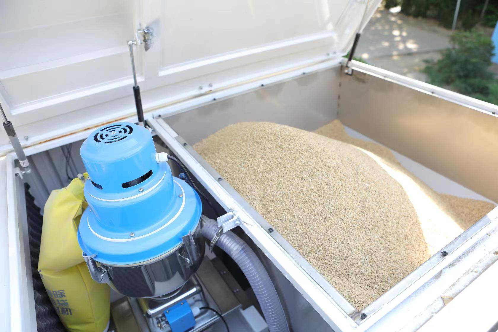 智能碾米机1.jpeg 智能碾米机1.jpeg